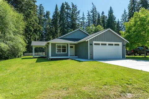 1701 Hemlock Drive