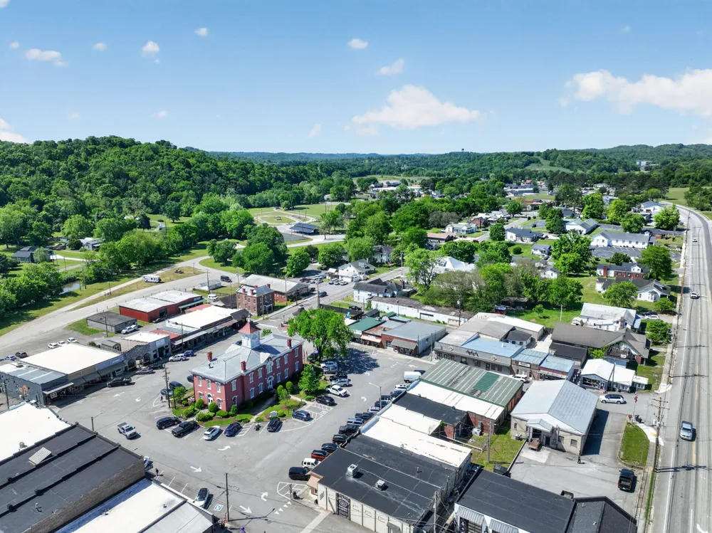 275 Main St Lynchburg, TN 37352