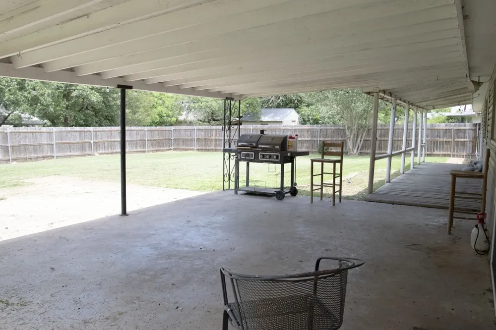 918 S Varella Street Mexia, TX 76667