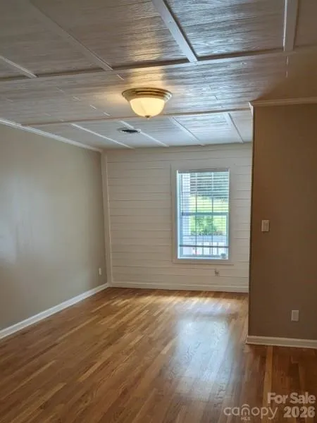 59 Ck Cabin Drive Hot Springs, NC 28743