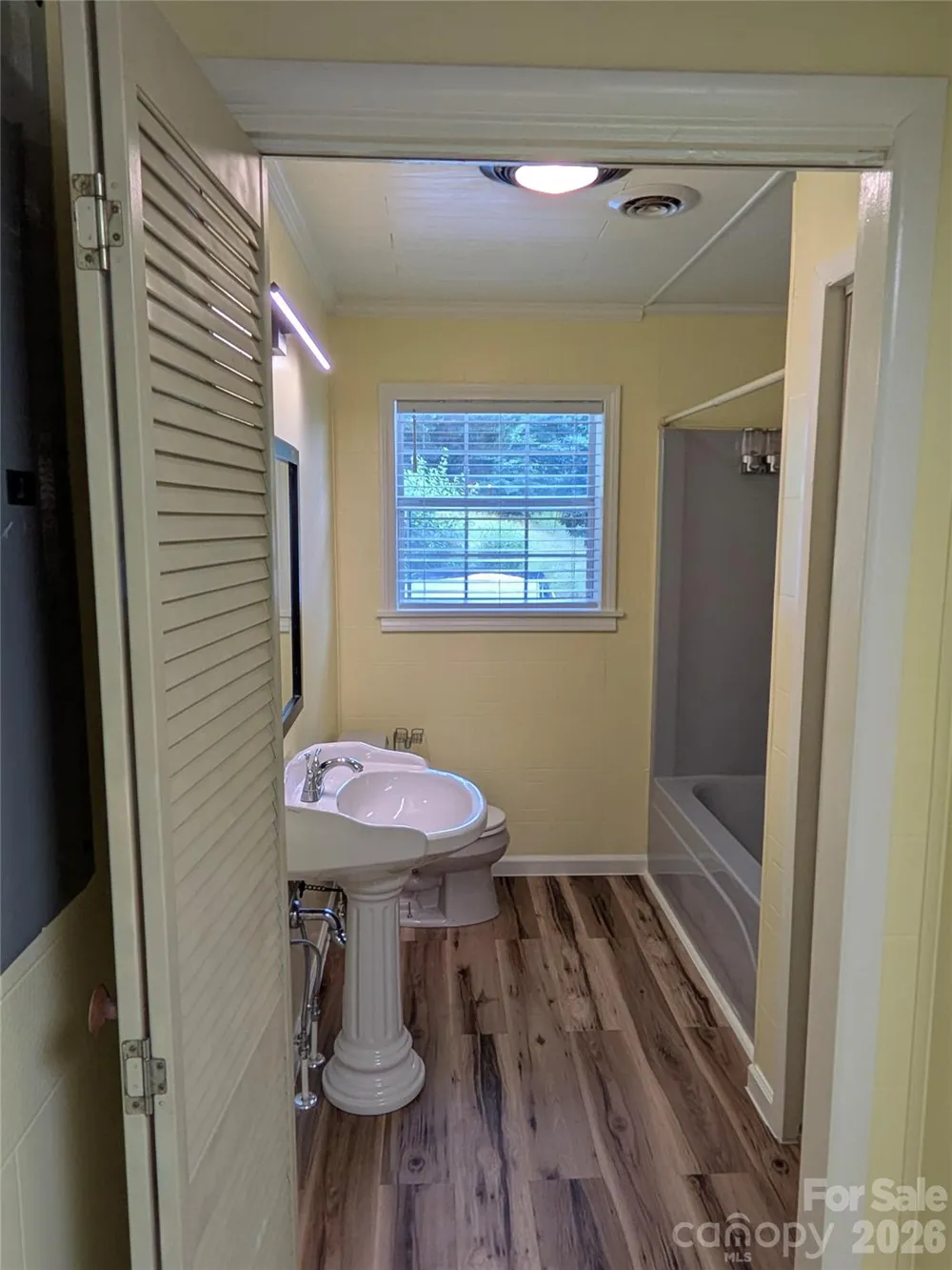59 Ck Cabin Drive Hot Springs, NC 28743