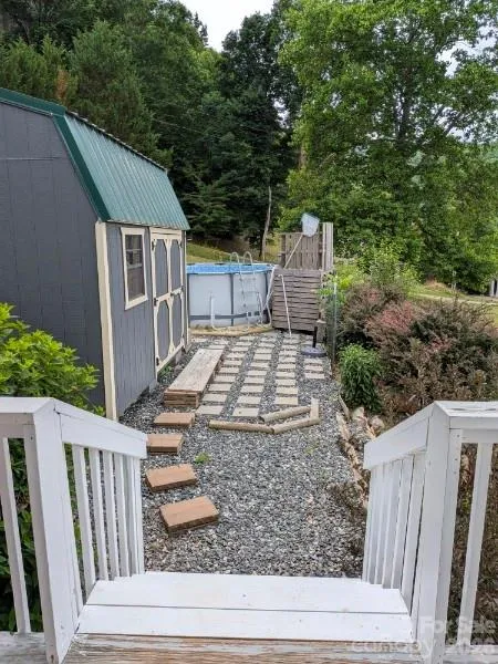 59 Ck Cabin Drive Hot Springs, NC 28743