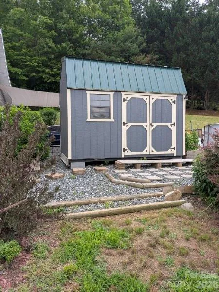 59 Ck Cabin Drive Hot Springs, NC 28743