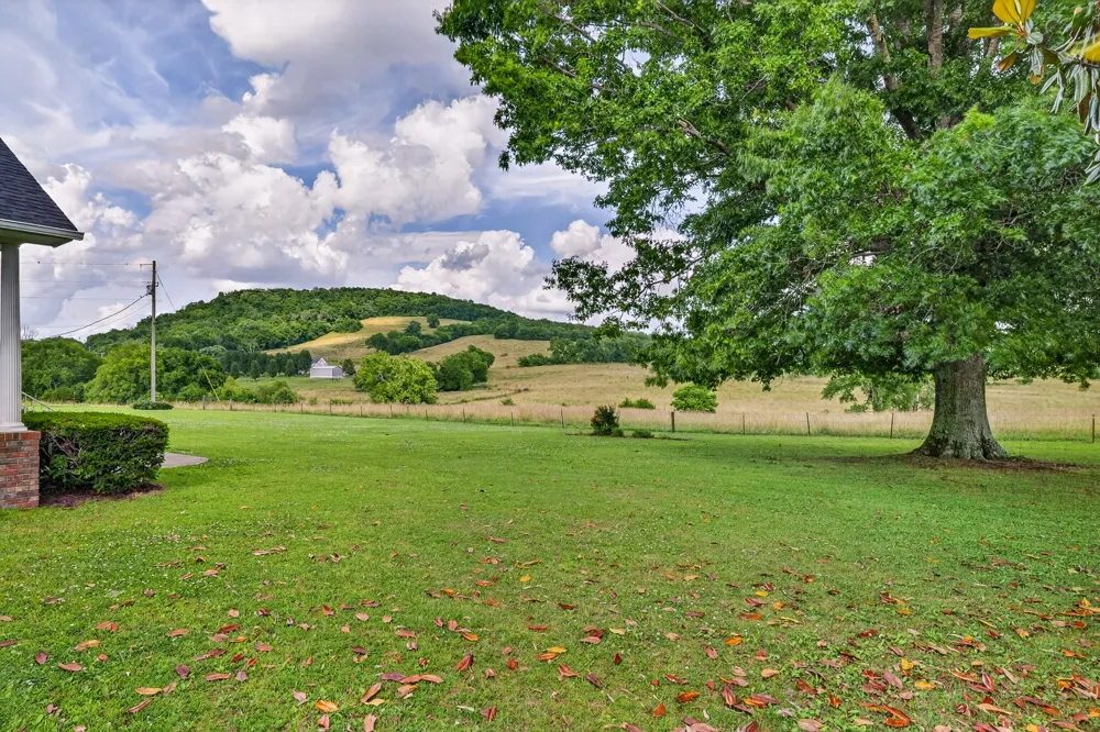 805 Boonshill Petersburg Rd Petersburg, TN 37144