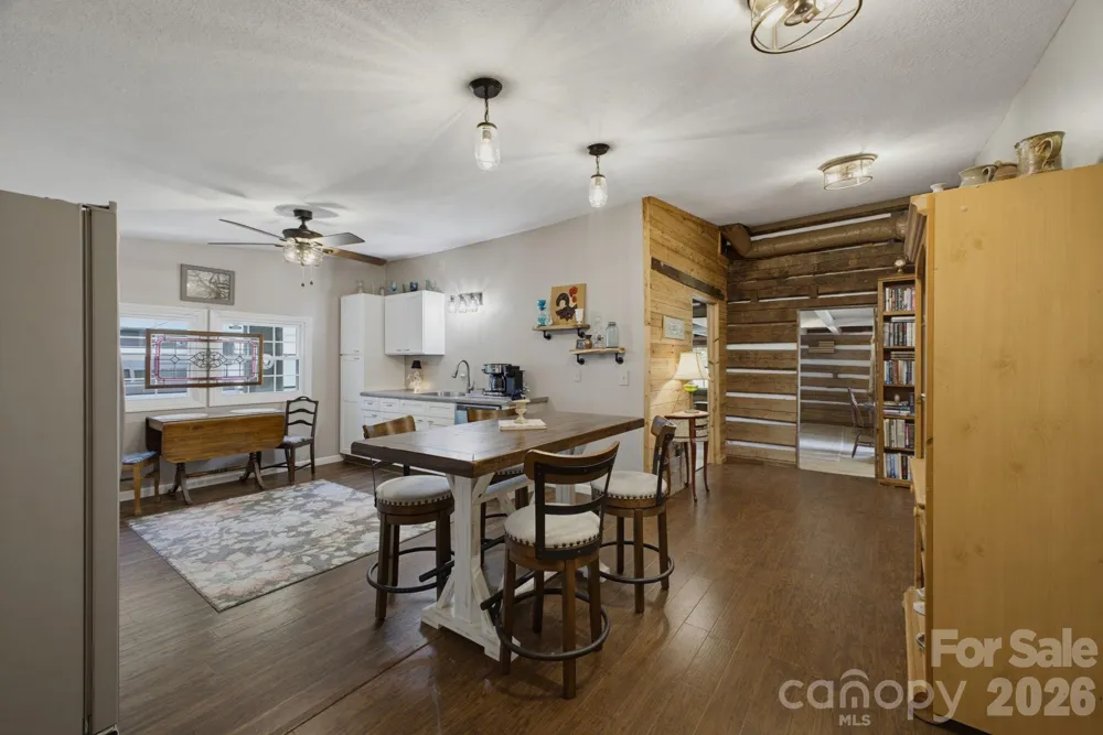 1239 W McGuinn Road Mill Spring, NC 28756