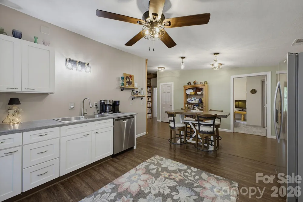 1239 W McGuinn Road Mill Spring, NC 28756