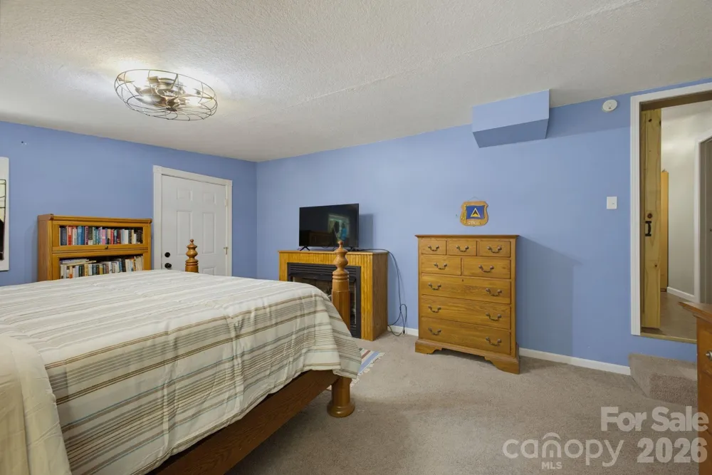 1239 W McGuinn Road Mill Spring, NC 28756