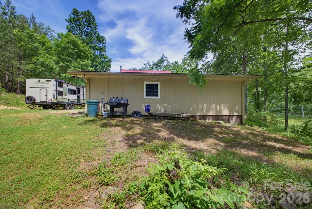1239 W McGuinn Road Mill Spring, NC 28756