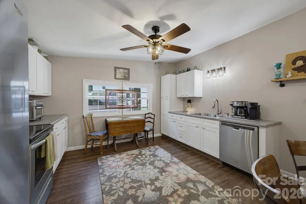 1239 W McGuinn Road Mill Spring, NC 28756