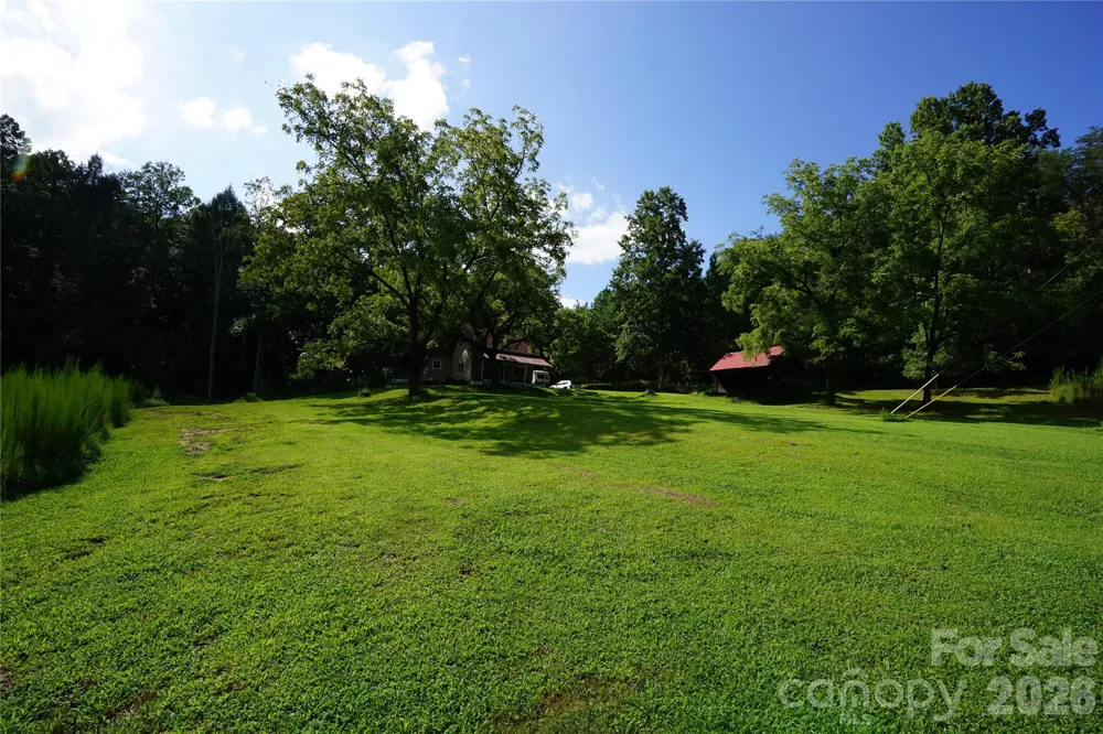 1239 W McGuinn Road Mill Spring, NC 28756