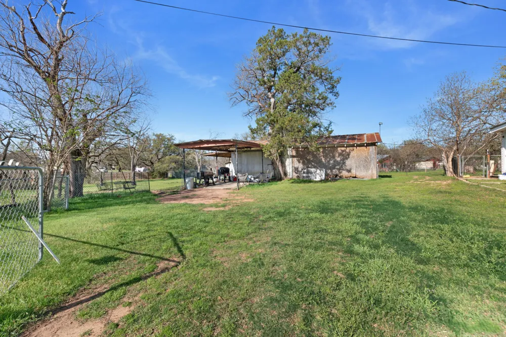 1365 Norma Lane Tow, TX 78672