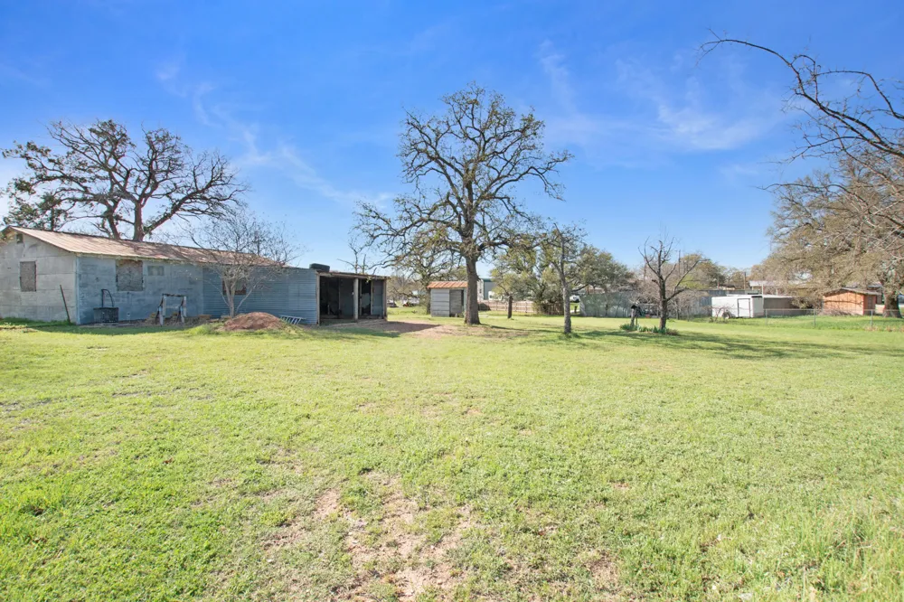 1365 Norma Lane Tow, TX 78672