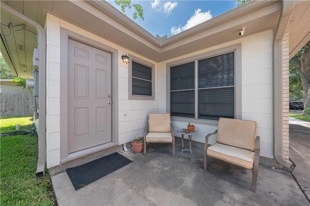 923 Grant Place Corpus Christi, TX 78411