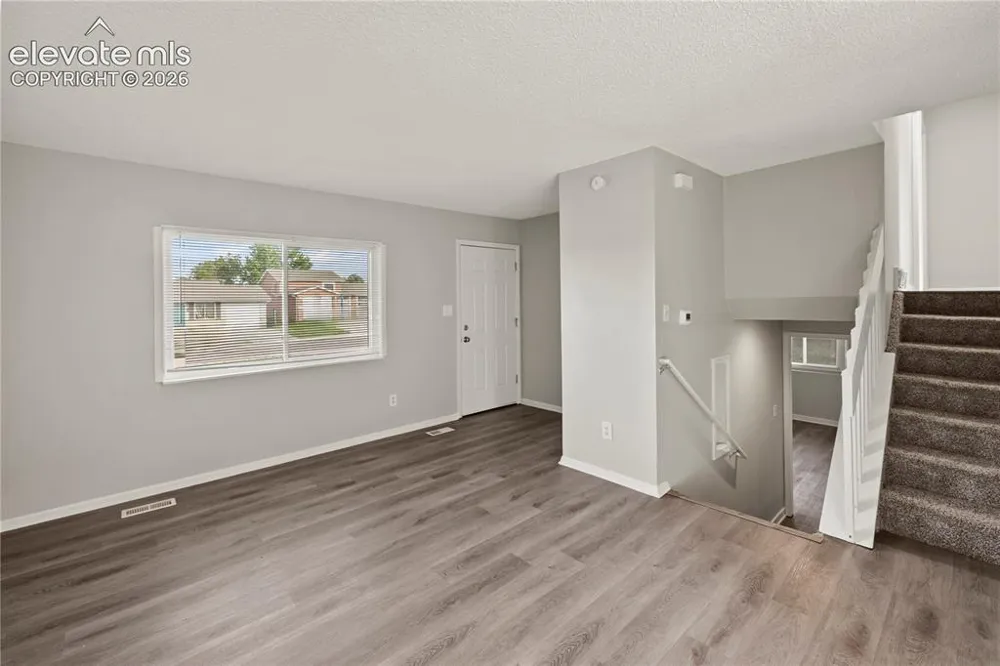 4316 College View Drive Colorado Springs, CO 80906