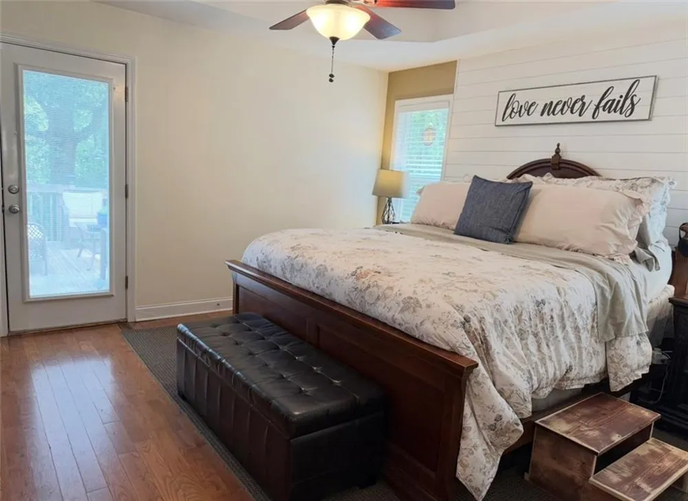 227 Clarkesville Heights Drive Clarkesville, GA 30523