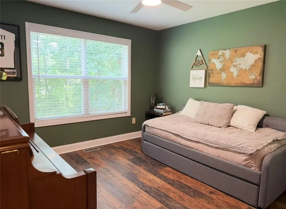 227 Clarkesville Heights Drive Clarkesville, GA 30523
