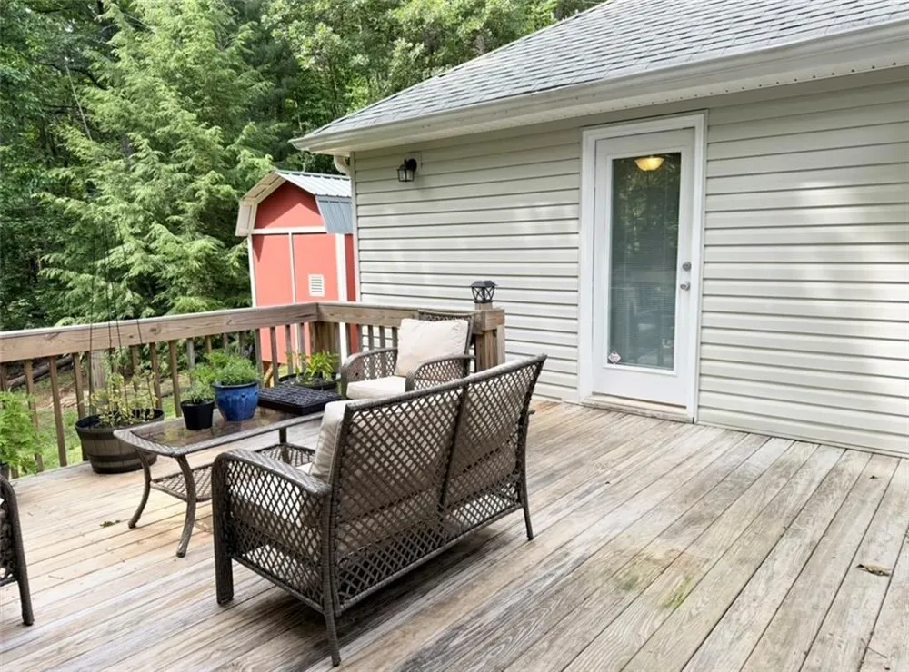 227 Clarkesville Heights Drive Clarkesville, GA 30523