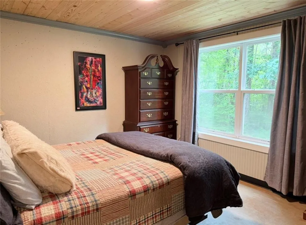 227 Clarkesville Heights Drive Clarkesville, GA 30523