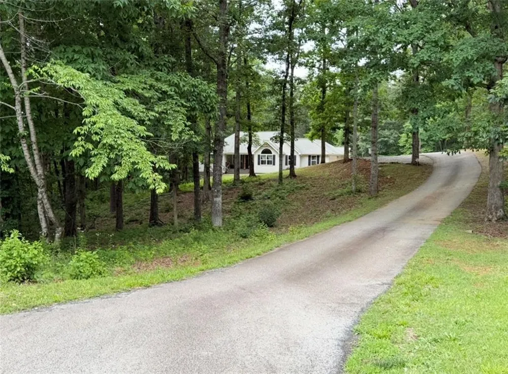 227 Clarkesville Heights Drive Clarkesville, GA 30523