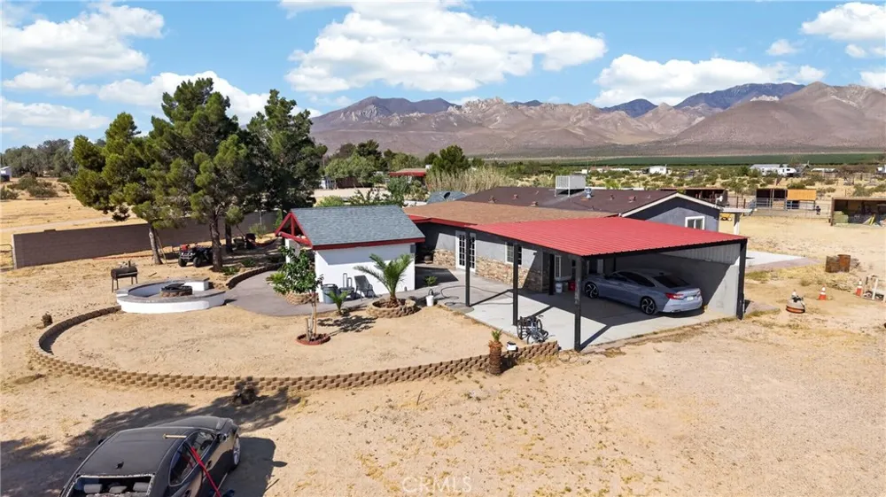 5229 Carr Inyokern, CA 93527