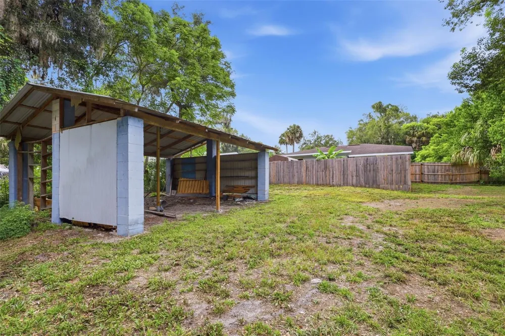 320 W GRAVES AVENUE Orange City, FL 32763