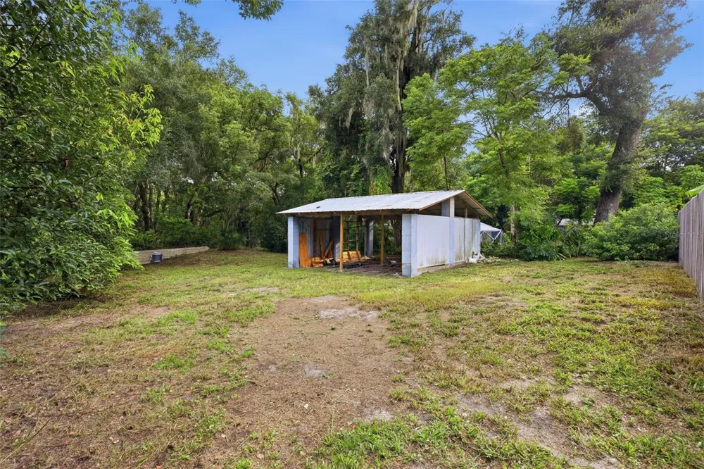320 W GRAVES AVENUE Orange City, FL 32763