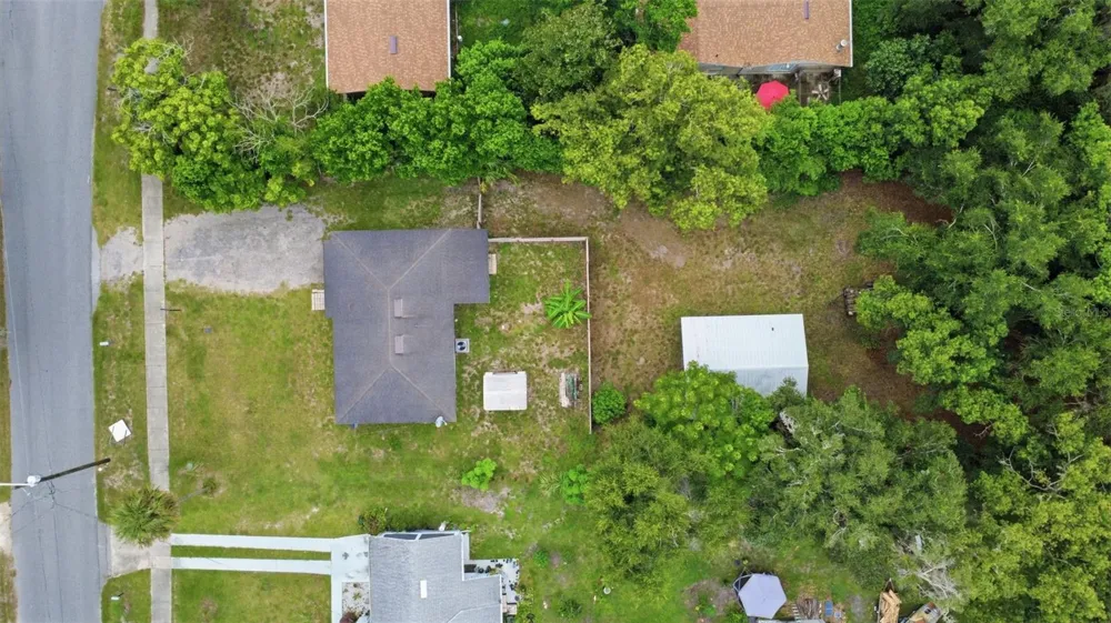 320 W GRAVES AVENUE Orange City, FL 32763
