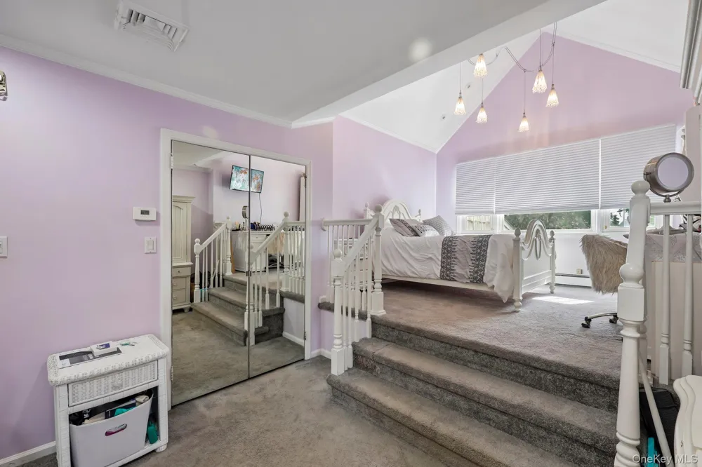 1304 Harbor Road Hewlett Harbor, NY 11557