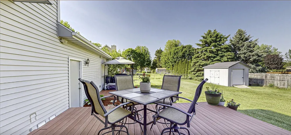 915 Deer Run Union Charter Township, MI 48858