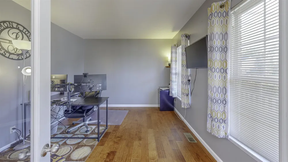 915 Deer Run Union Charter Township, MI 48858