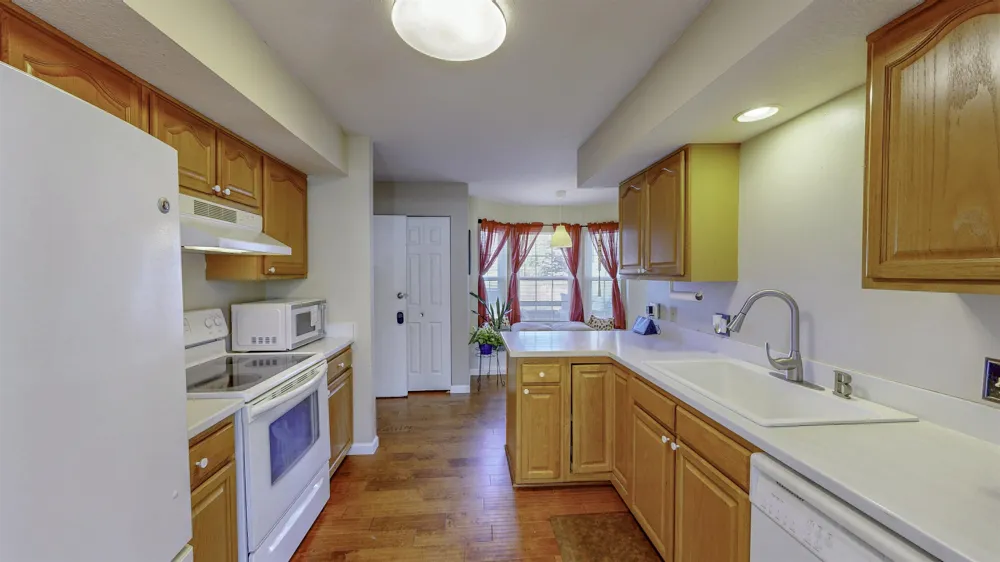 915 Deer Run Union Charter Township, MI 48858