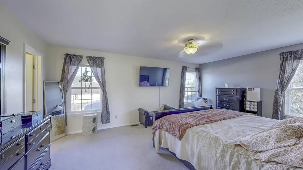 915 Deer Run Union Charter Township, MI 48858