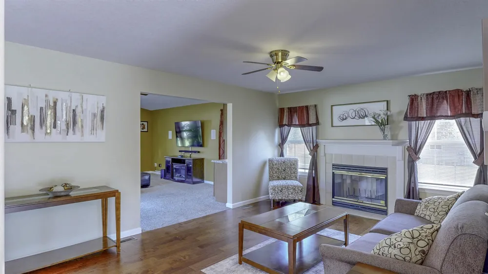 915 Deer Run Union Charter Township, MI 48858