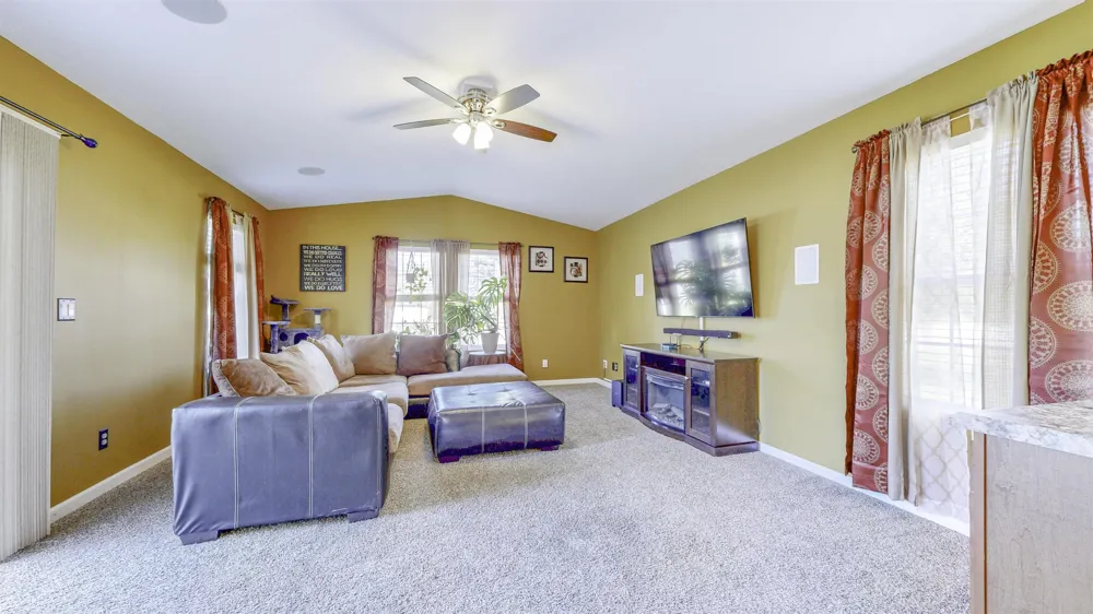 915 Deer Run Union Charter Township, MI 48858