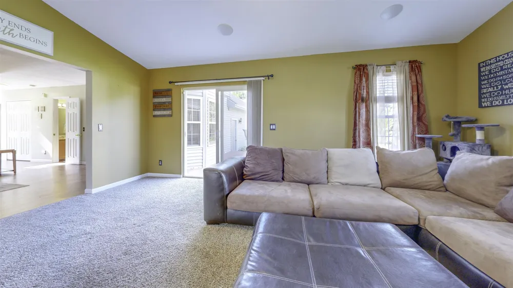 915 Deer Run Union Charter Township, MI 48858