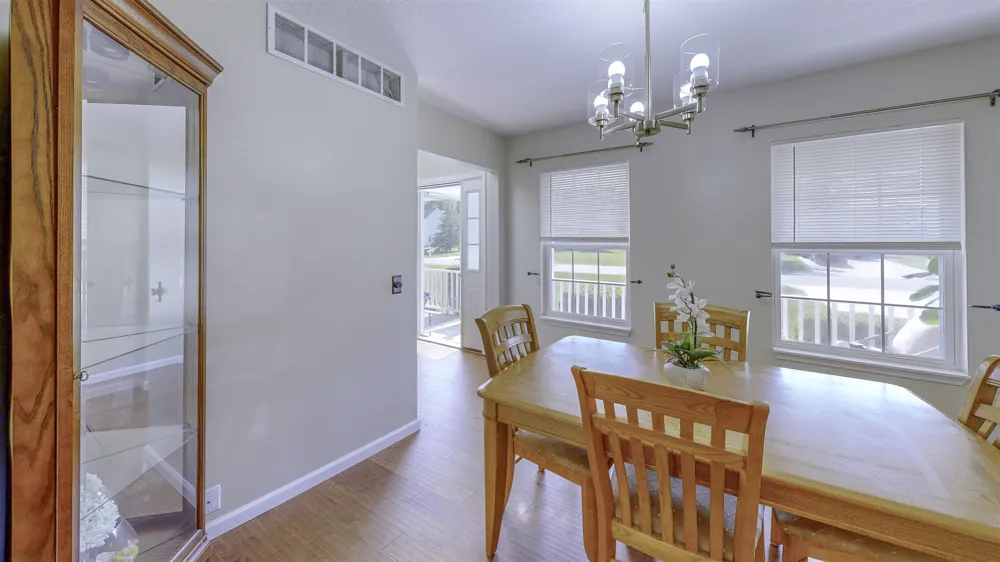 915 Deer Run Union Charter Township, MI 48858