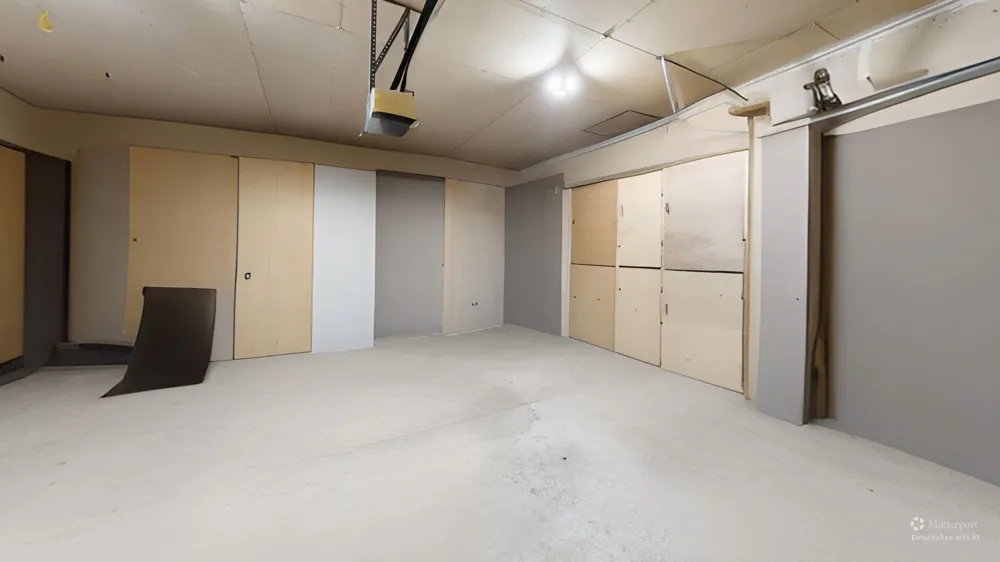 915 Deer Run Union Charter Township, MI 48858