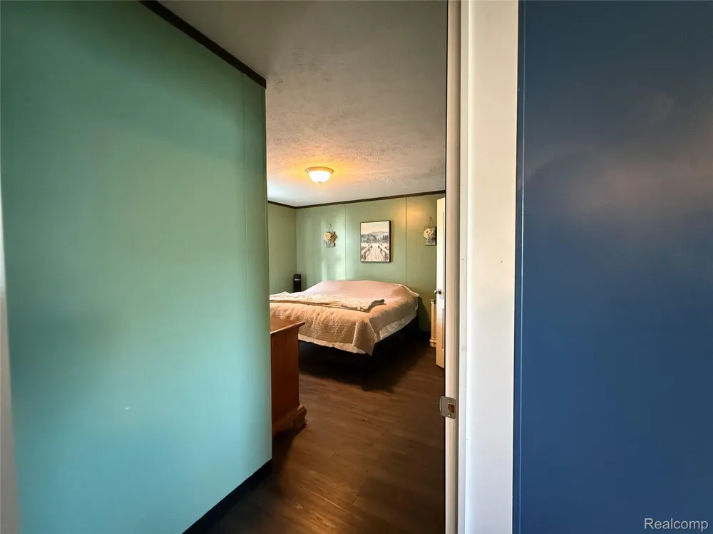 1101 Forest Lane Columbus Township, MI 48063