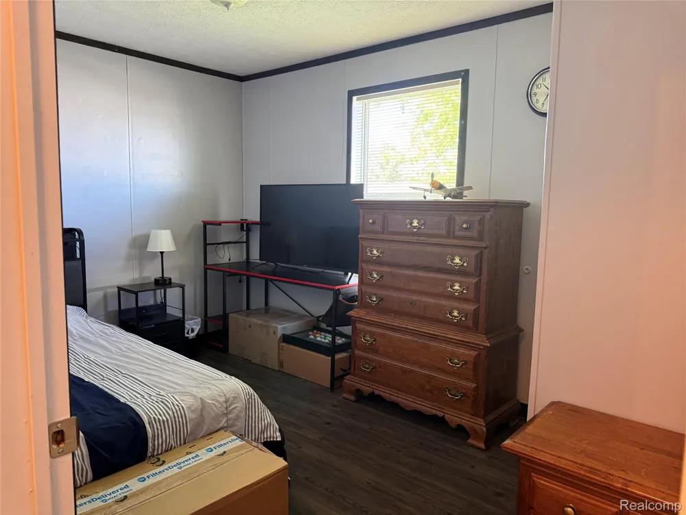 1101 Forest Lane Columbus Township, MI 48063