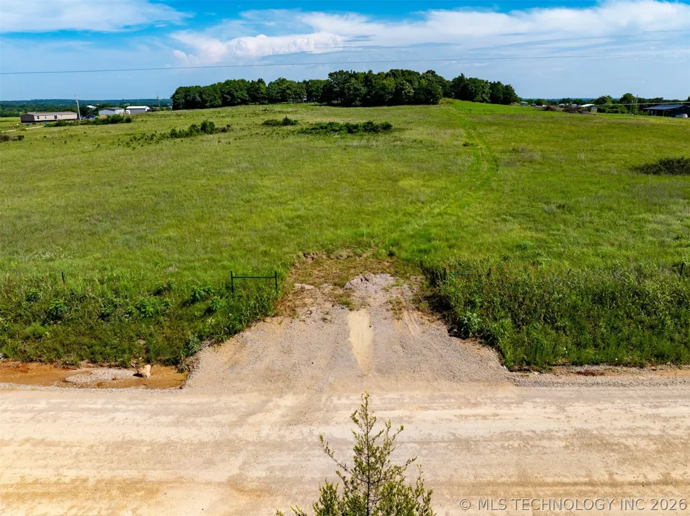 13 E 5800 ROAD Jennings, OK 74038