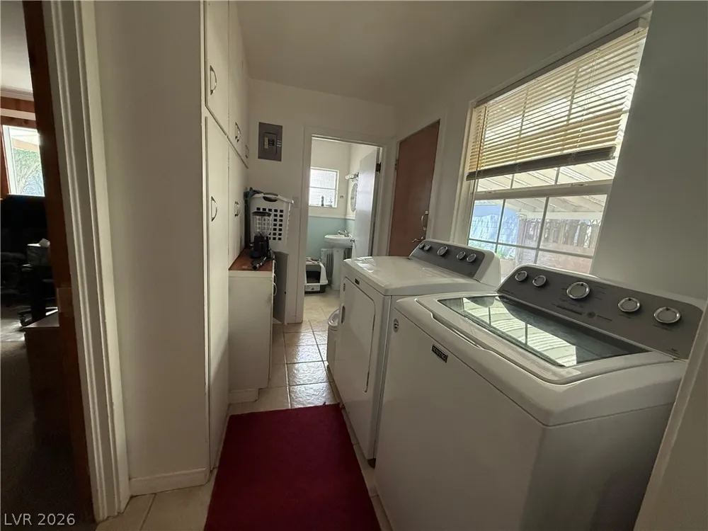 925 Pine Street Ely, NV 89301