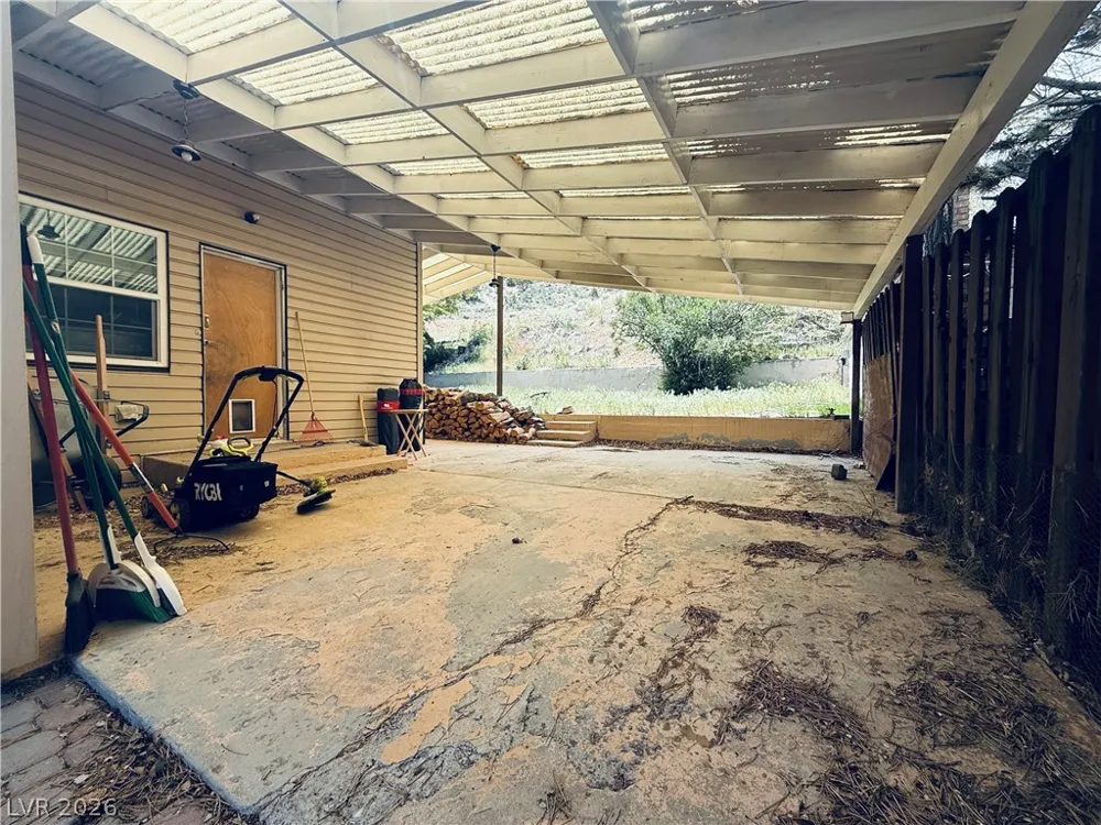 925 Pine Street Ely, NV 89301