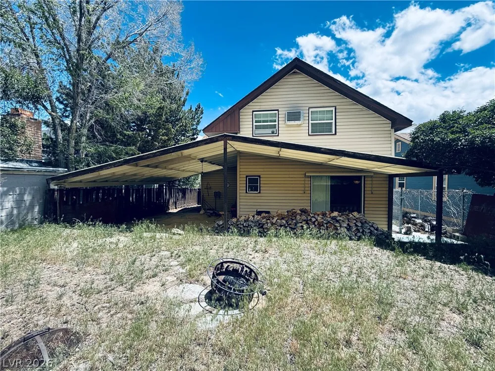 925 Pine Street Ely, NV 89301