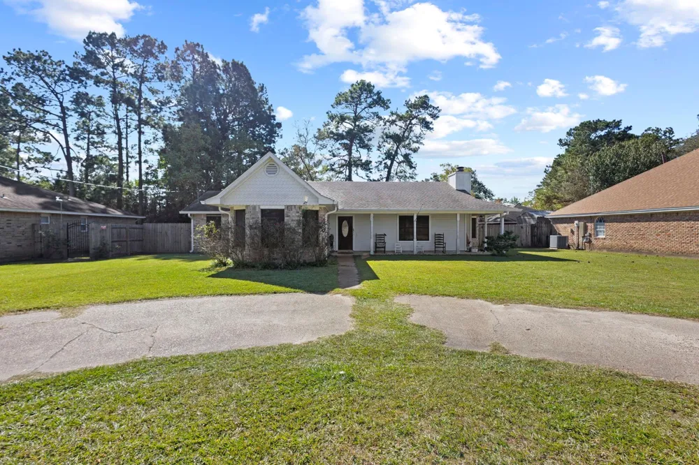125 Williams Road Lumberton, TX 77657