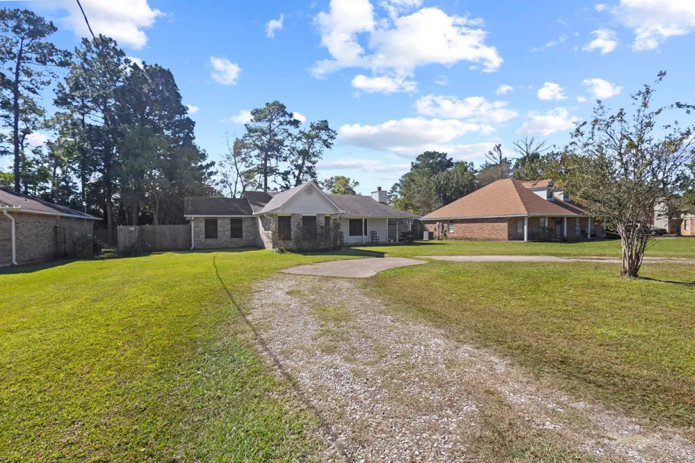 125 Williams Road Lumberton, TX 77657