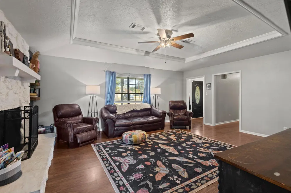 125 Williams Road Lumberton, TX 77657