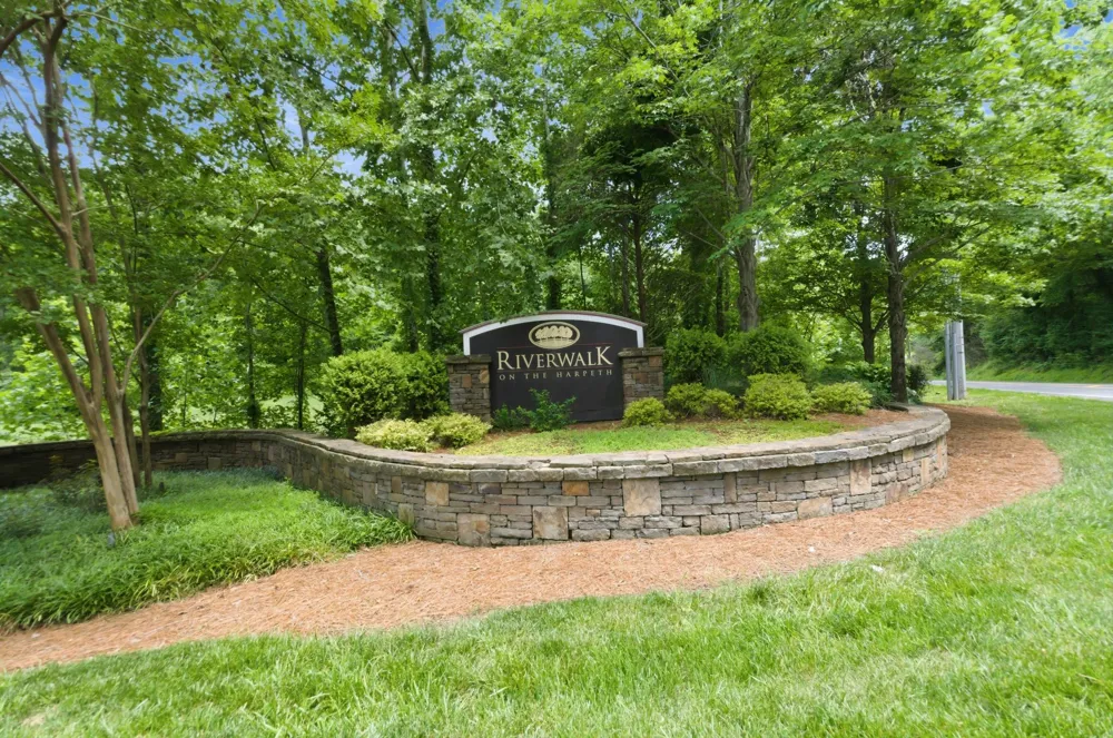 917 Falling Water Ct Nashville, TN 37221