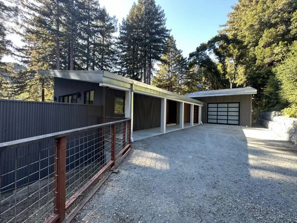 545 Flume Road Aptos, CA 95003