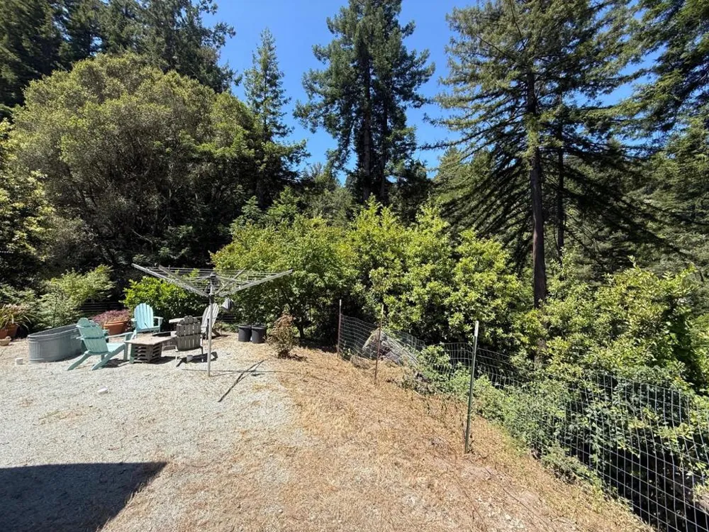 545 Flume Road Aptos, CA 95003