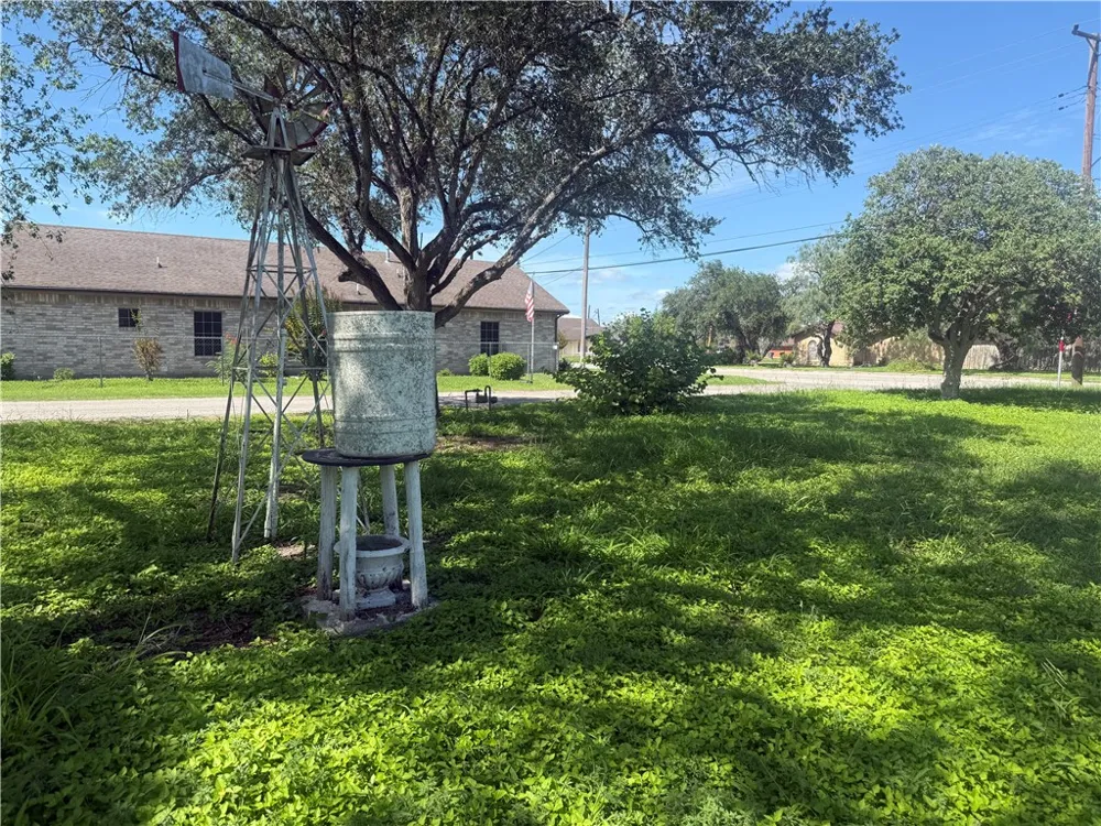 1700 S Cameron Street Alice, TX 78332